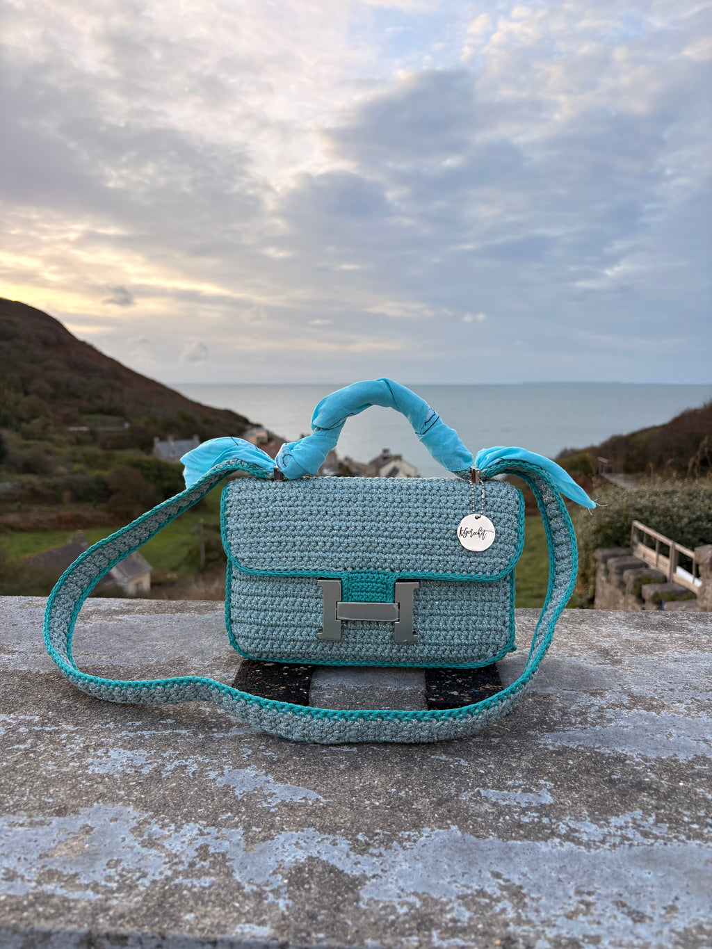 OLGA — Sac au crochet fait main bleu grisé