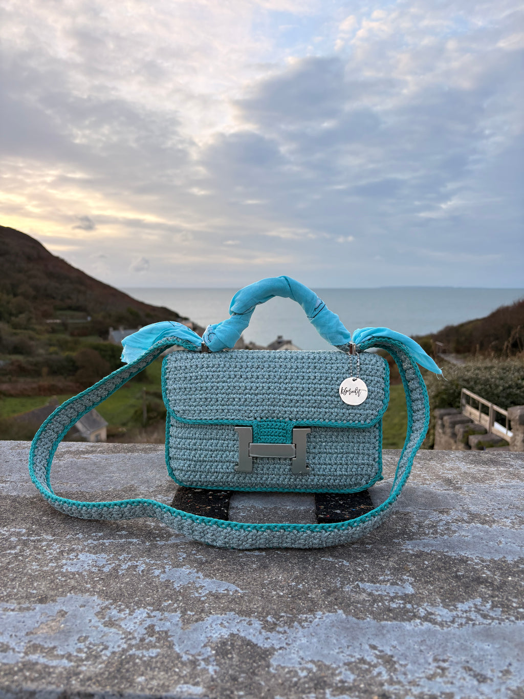 OLGA — Sac au crochet fait main bleu grisé